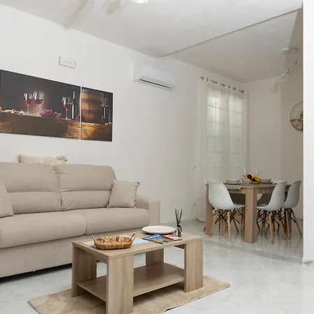 Flori's Apartment-room Wi-fi-parcheggio Gratuito Apartment Marsala